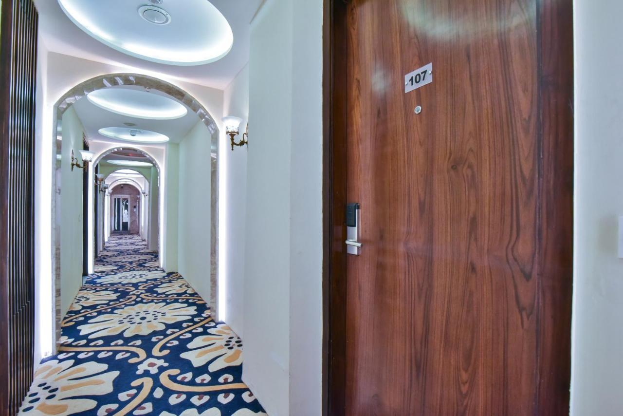 Hotel Br Grand With Nimo Club Amritsar -5 Mint From Golden Temple Екстер'єр фото