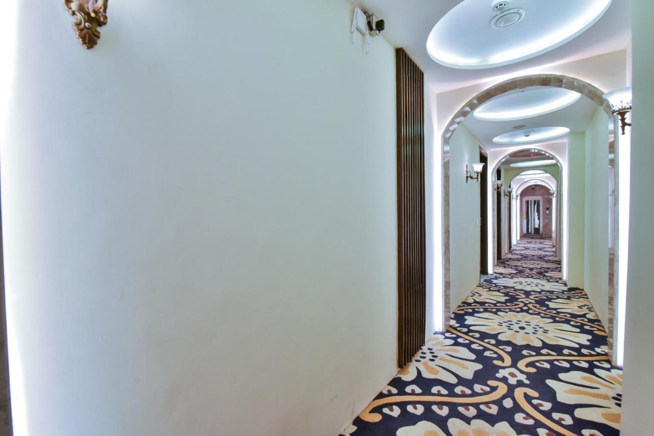 Hotel Br Grand With Nimo Club Amritsar -5 Mint From Golden Temple Екстер'єр фото